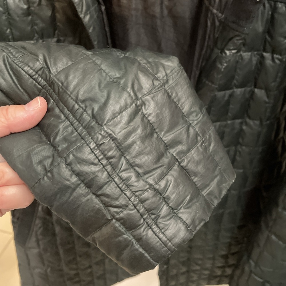 Patagonia Recycled Duck Quilted Down Hooded Coat Carbon Green 28075 Woman's XL - Picture 6 of 9